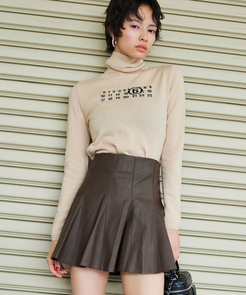 MODEL：H160cm B75cm H79cm