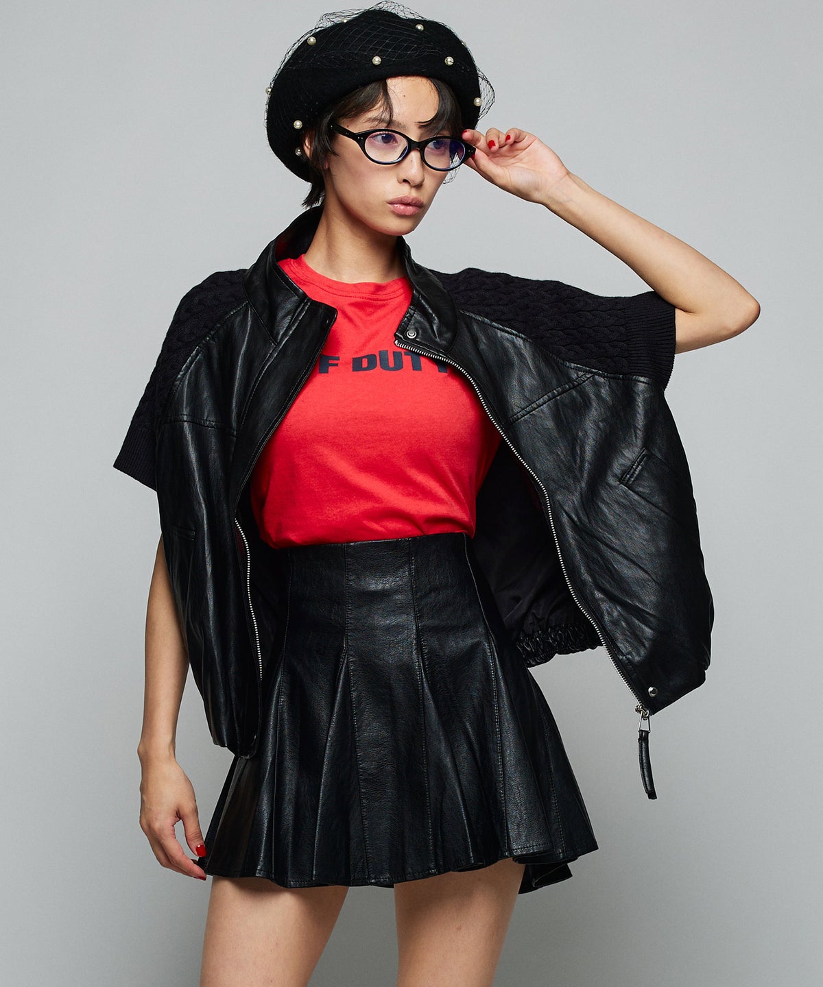 MODEL：H160cm B75cm H79cm