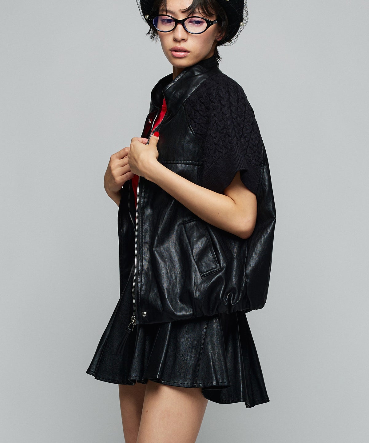 MODEL：H160cm B75cm H79cm