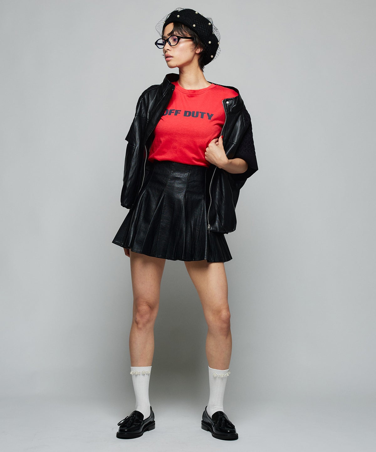 MODEL：H160cm B75cm H79cm