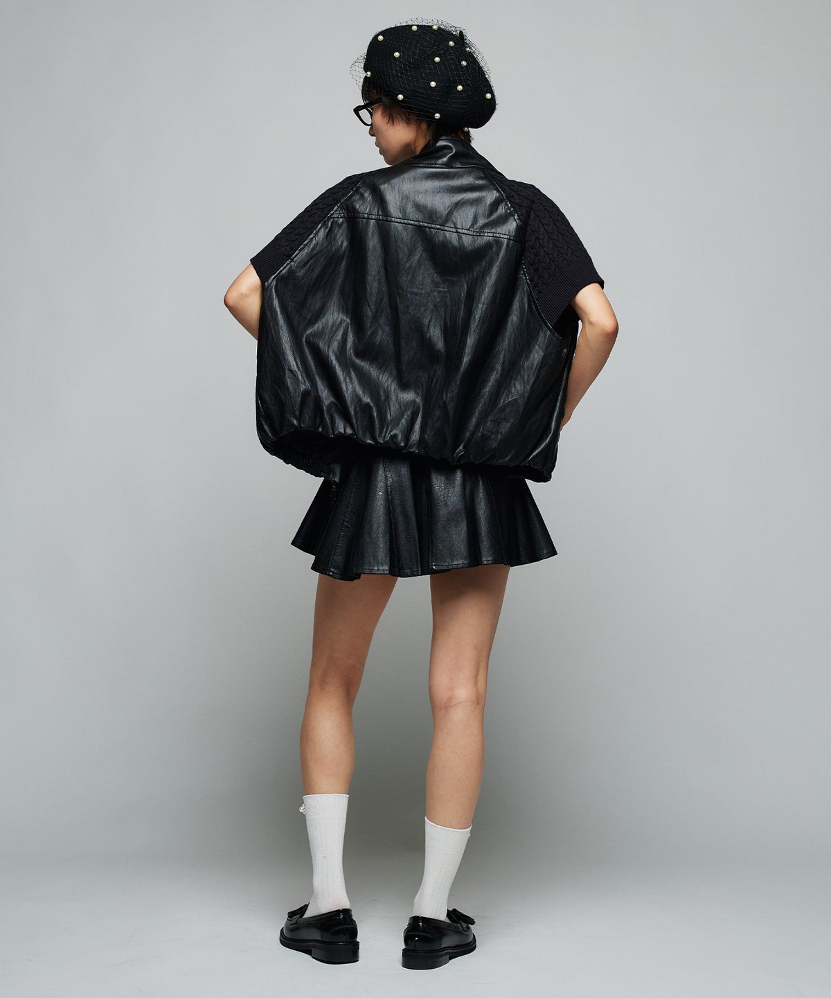 MODEL：H160cm B75cm H79cm