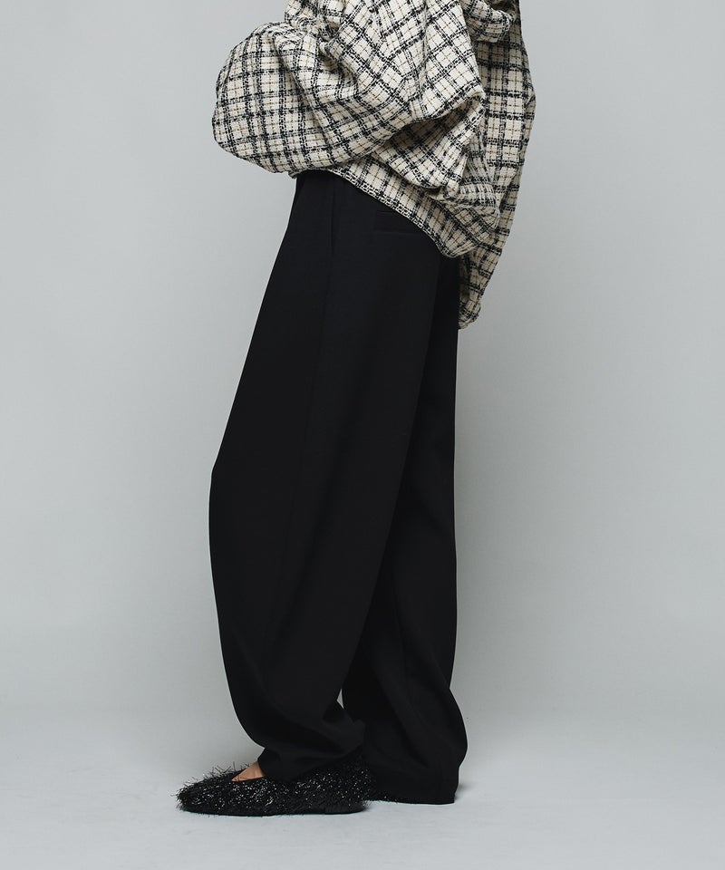 MODEL：H160cm B75cm H79cm
