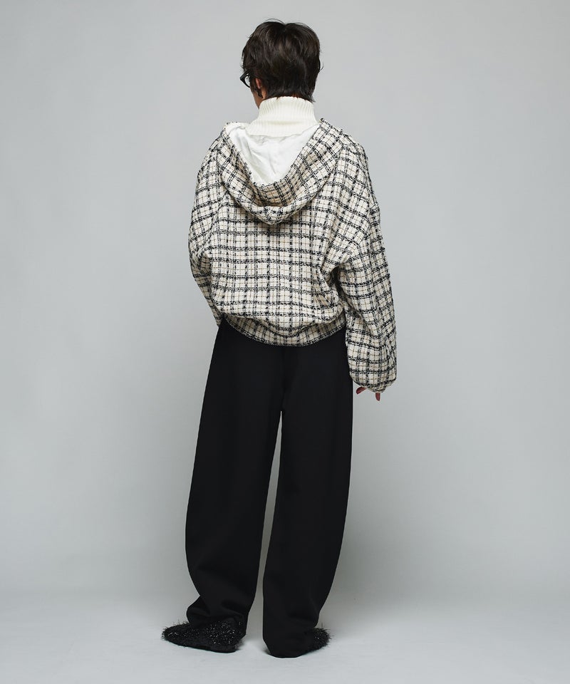 MODEL：H160cm B75cm H79cm
