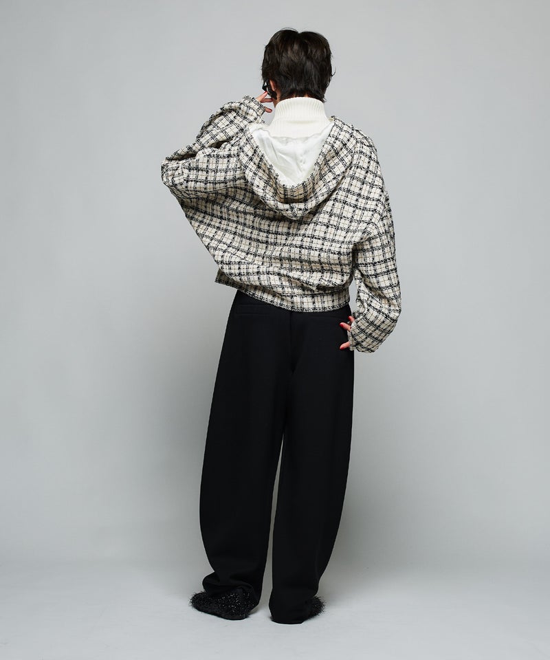 MODEL：H160cm B75cm H79cm