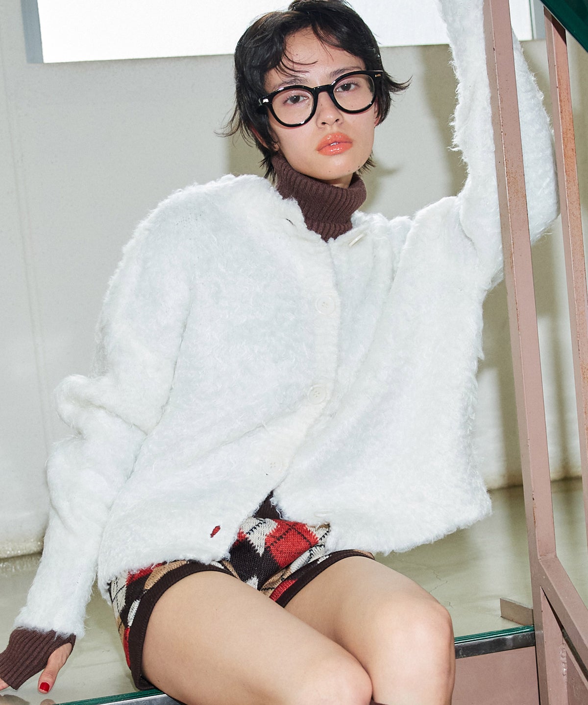 MODEL：H160cm B75cm H79cm