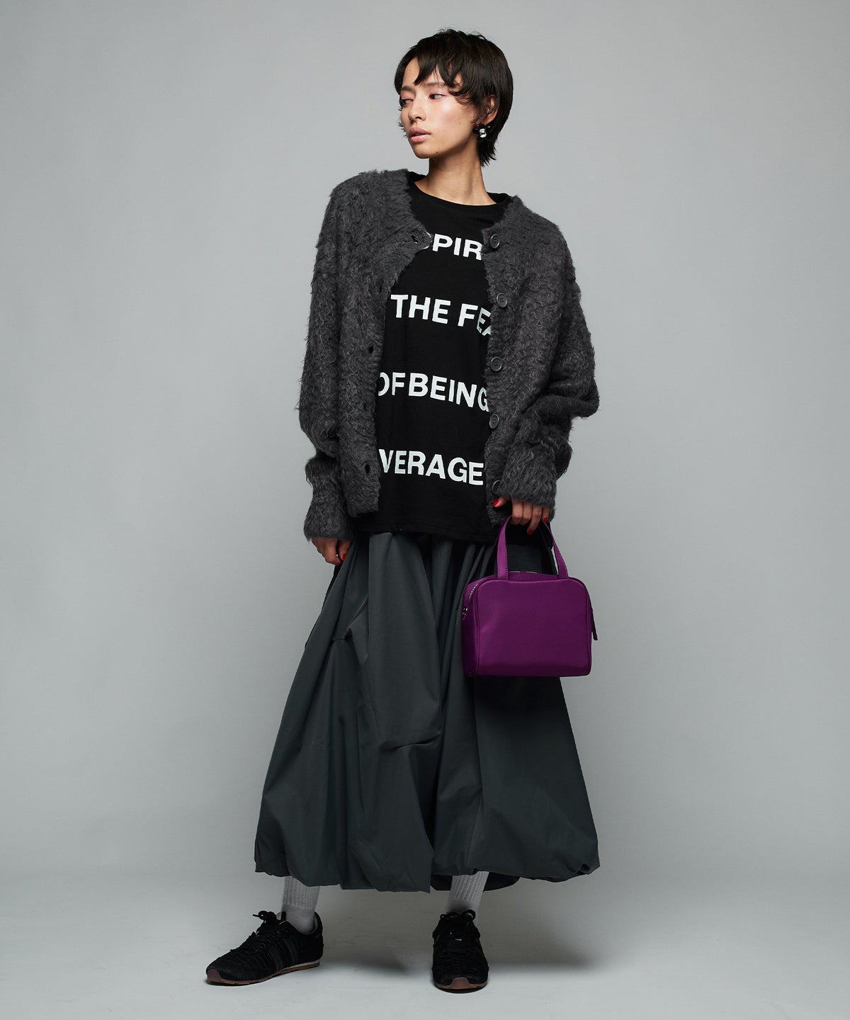 MODEL：H160cm B75cm H79cm