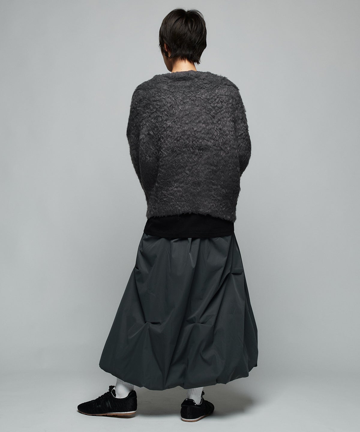 MODEL：H160cm B75cm H79cm