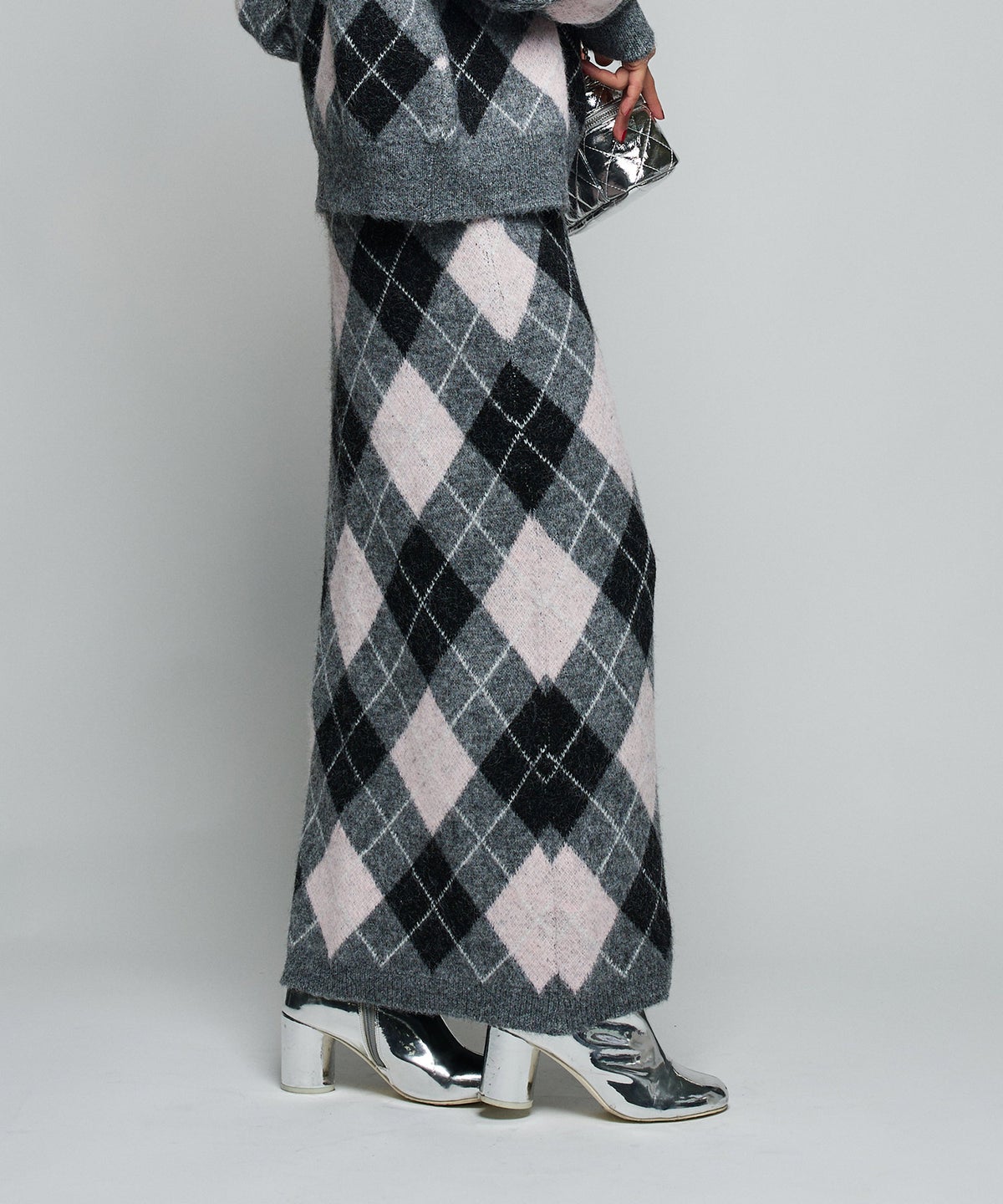MODEL：H160cm B75cm H79cm